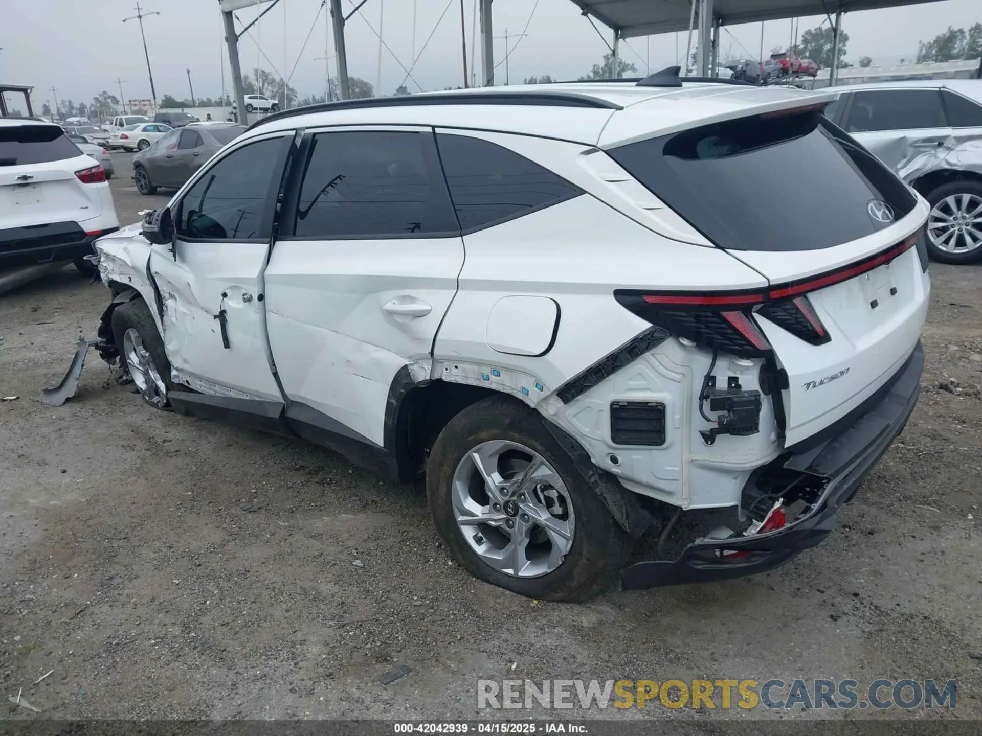 3 Фотография поврежденного автомобиля 5NMJB3AE6PH198295 HYUNDAI TUCSON 2023