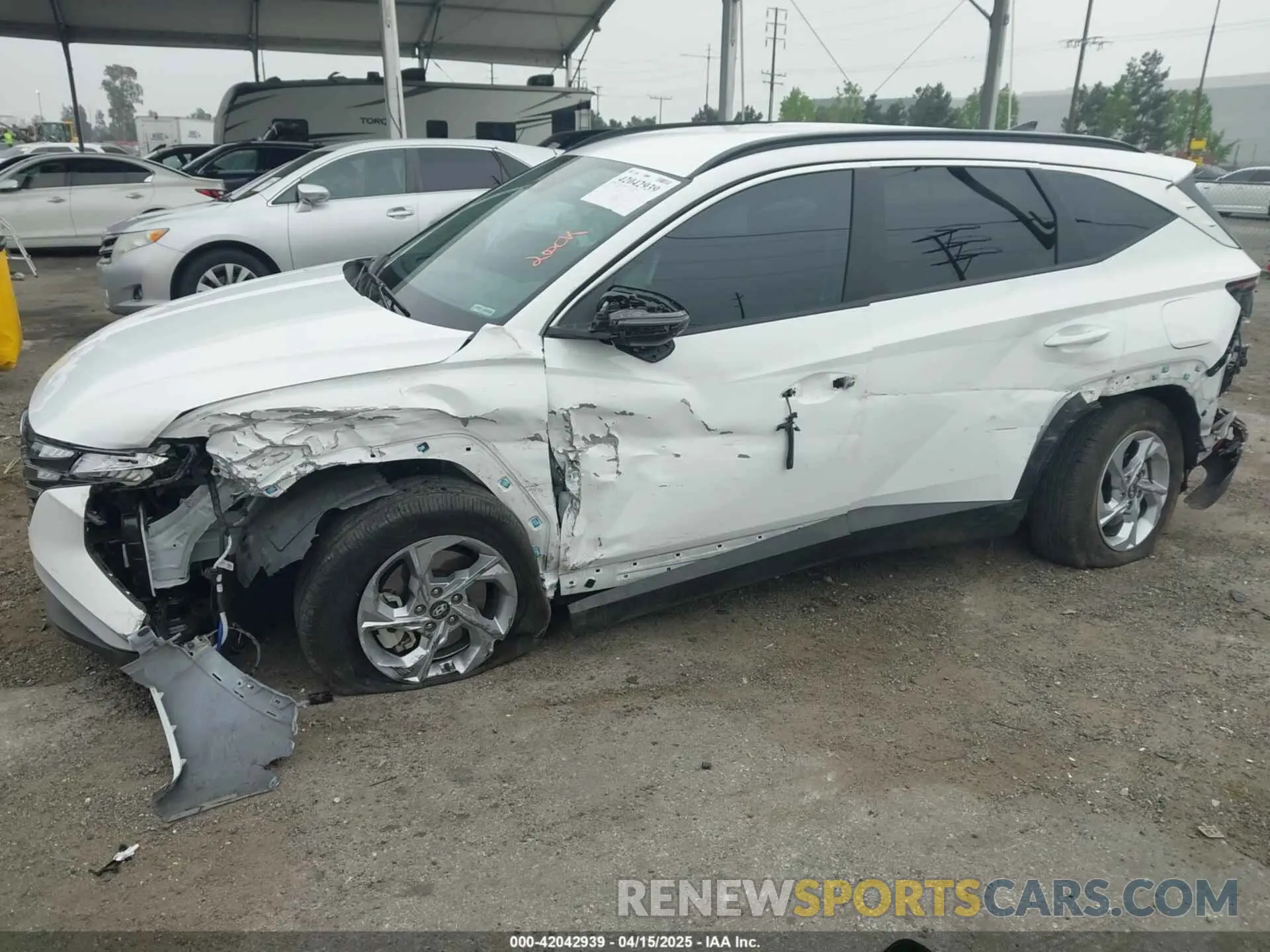 6 Фотография поврежденного автомобиля 5NMJB3AE6PH198295 HYUNDAI TUCSON 2023