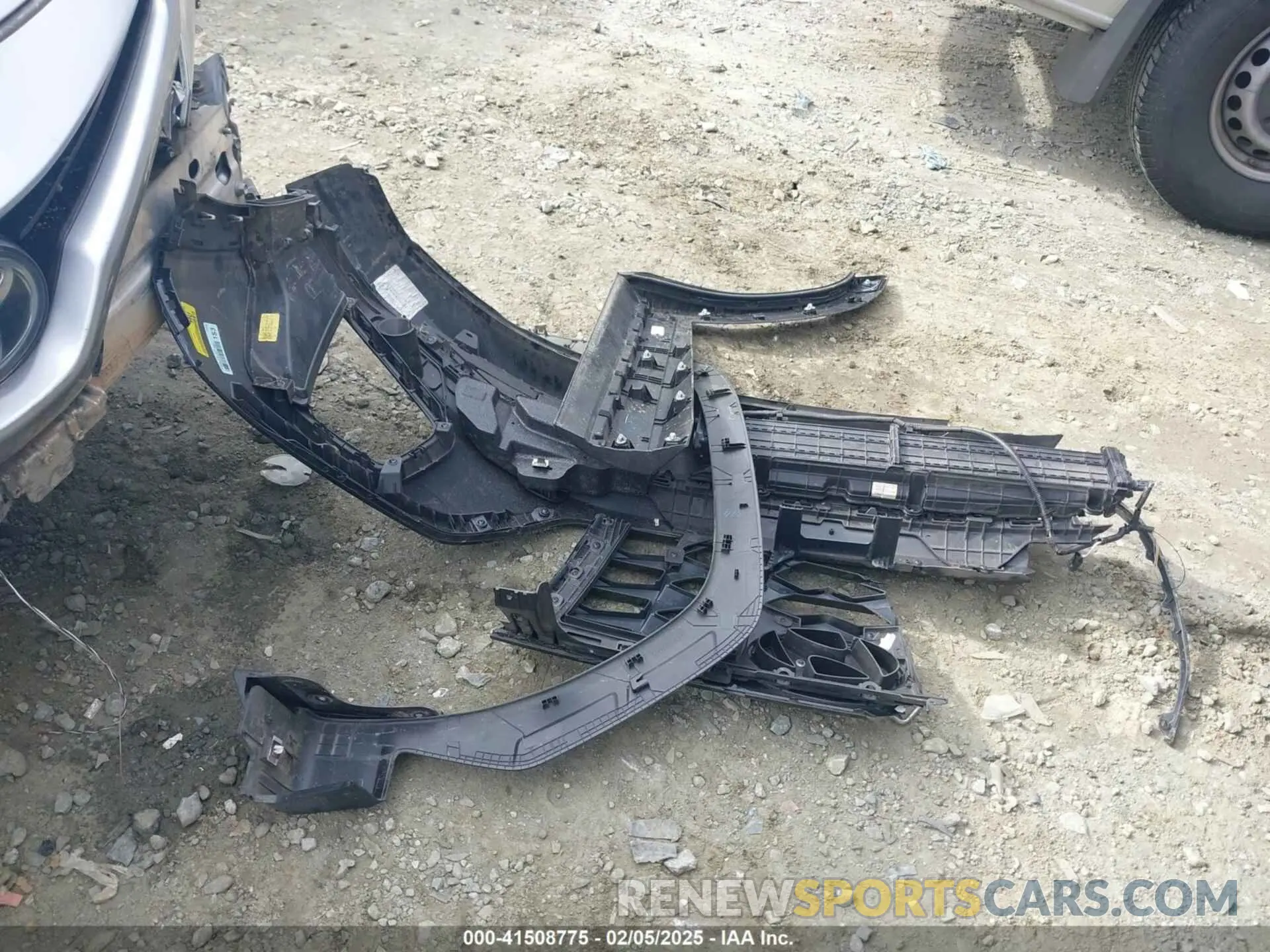 12 Photograph of a damaged car 5NMJB3AE7PH254423 HYUNDAI TUCSON 2023