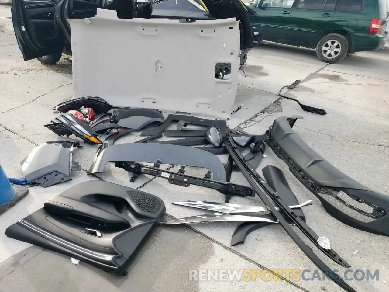 13 Photograph of a damaged car 5NMJB3AEXPH198686 HYUNDAI TUCSON 2023