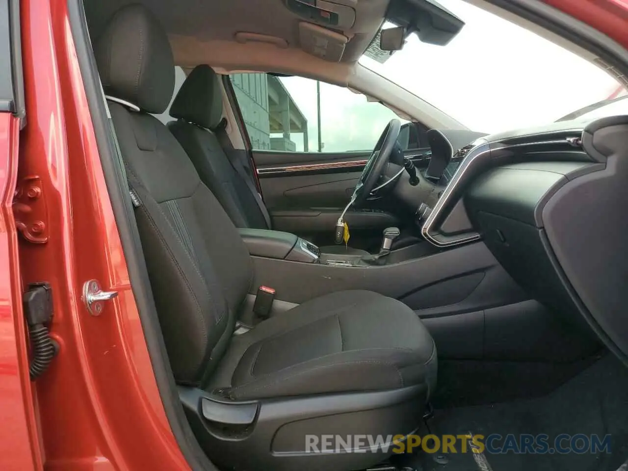 7 Photograph of a damaged car 5NMJB3AEXPH218791 HYUNDAI TUCSON 2023