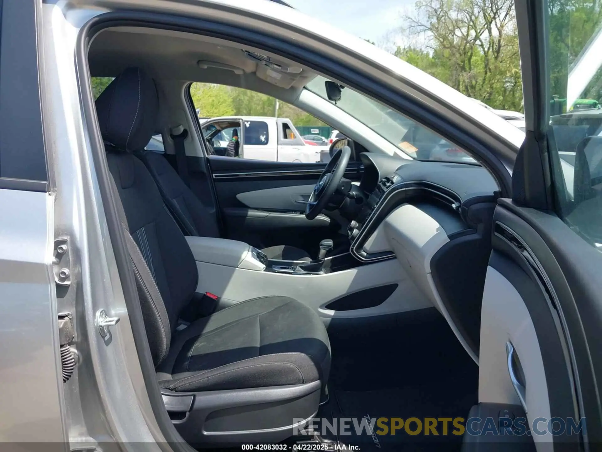 5 Фотография поврежденного автомобиля 5NMJB3AEXPH225482 HYUNDAI TUCSON 2023