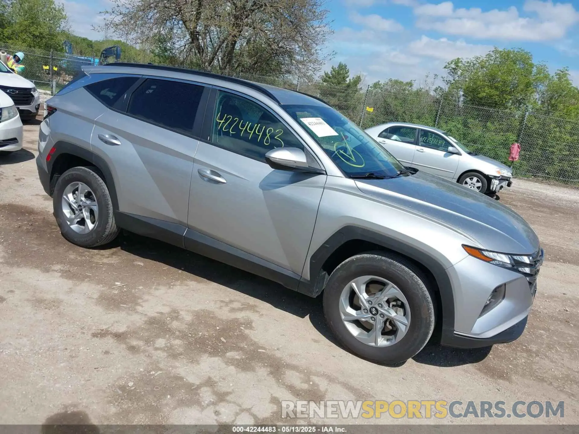 1 Photograph of a damaged car 5NMJBCAE1PH261268 HYUNDAI TUCSON 2023