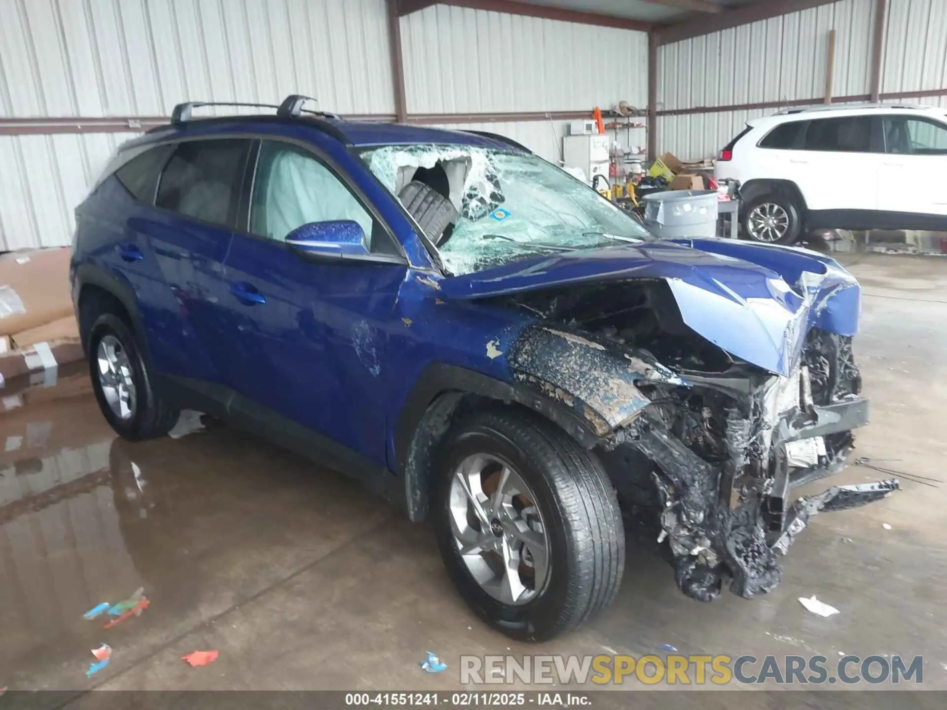 1 Фотография поврежденного автомобиля 5NMJBCAE1PH293069 HYUNDAI TUCSON 2023