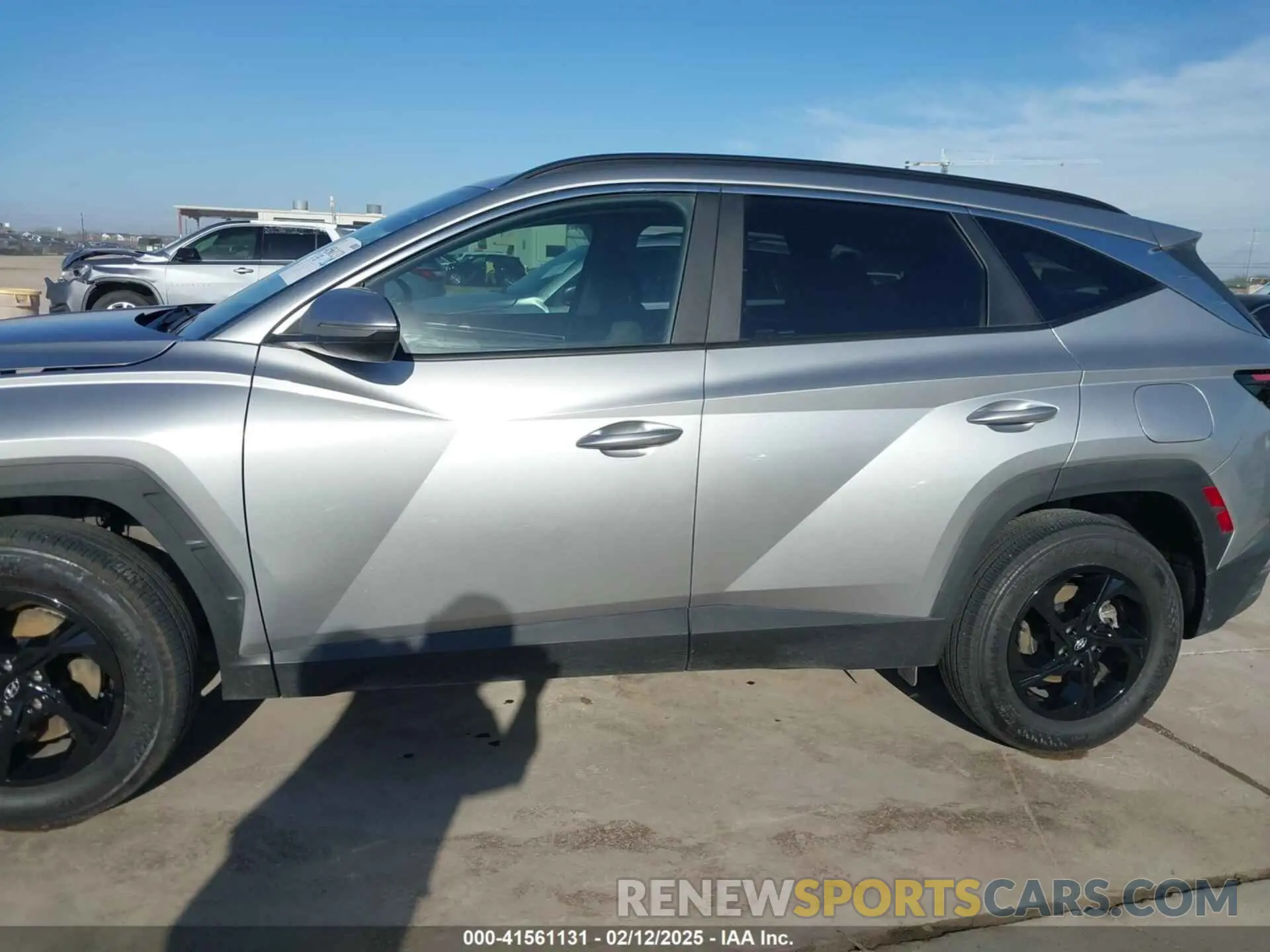 15 Photograph of a damaged car 5NMJBCAE2PH266771 HYUNDAI TUCSON 2023
