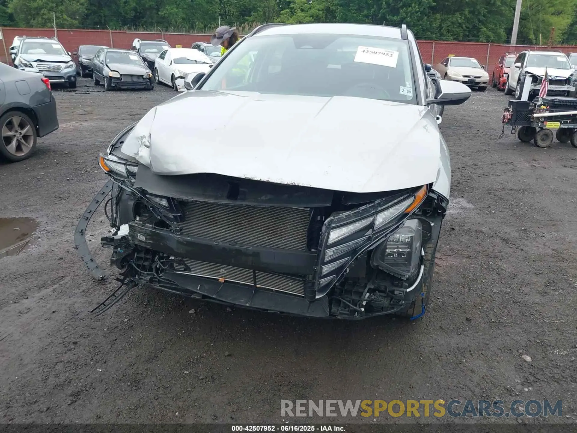 6 Photograph of a damaged car 5NMJBCAE3PH219653 HYUNDAI TUCSON 2023