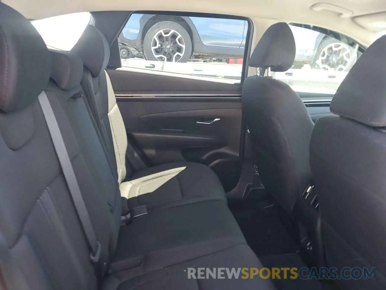 10 Фотография поврежденного автомобиля 5NMJBCAE3PH246822 HYUNDAI TUCSON 2023
