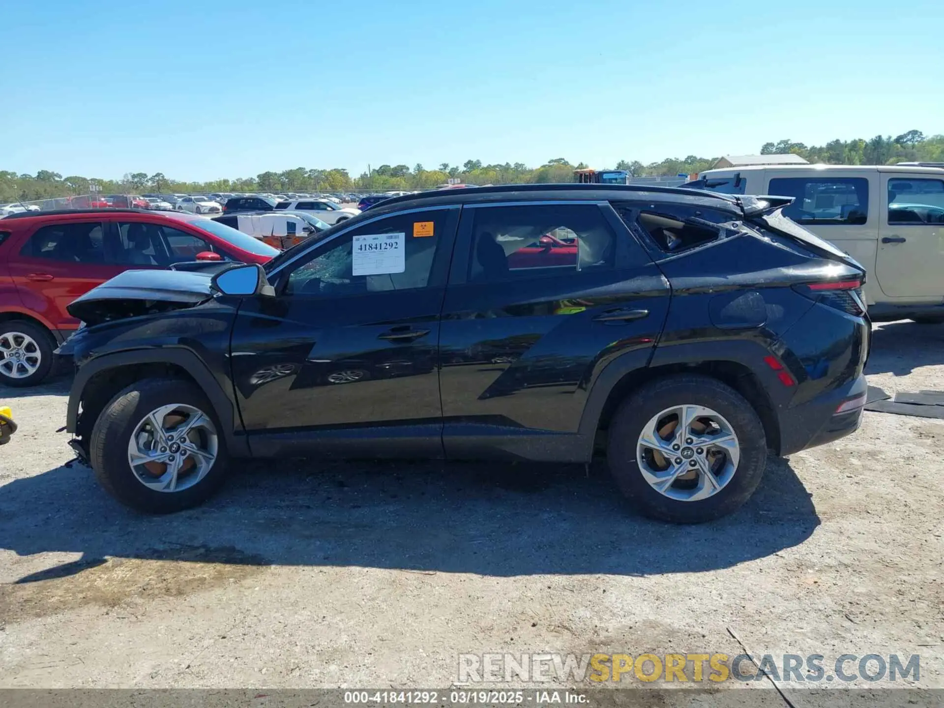 13 Photograph of a damaged car 5NMJBCAE6PH236477 HYUNDAI TUCSON 2023