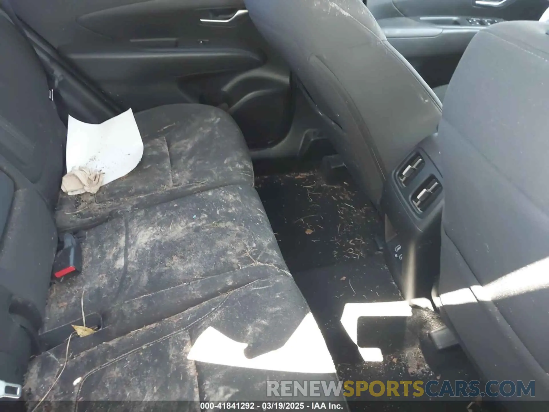 8 Photograph of a damaged car 5NMJBCAE6PH236477 HYUNDAI TUCSON 2023
