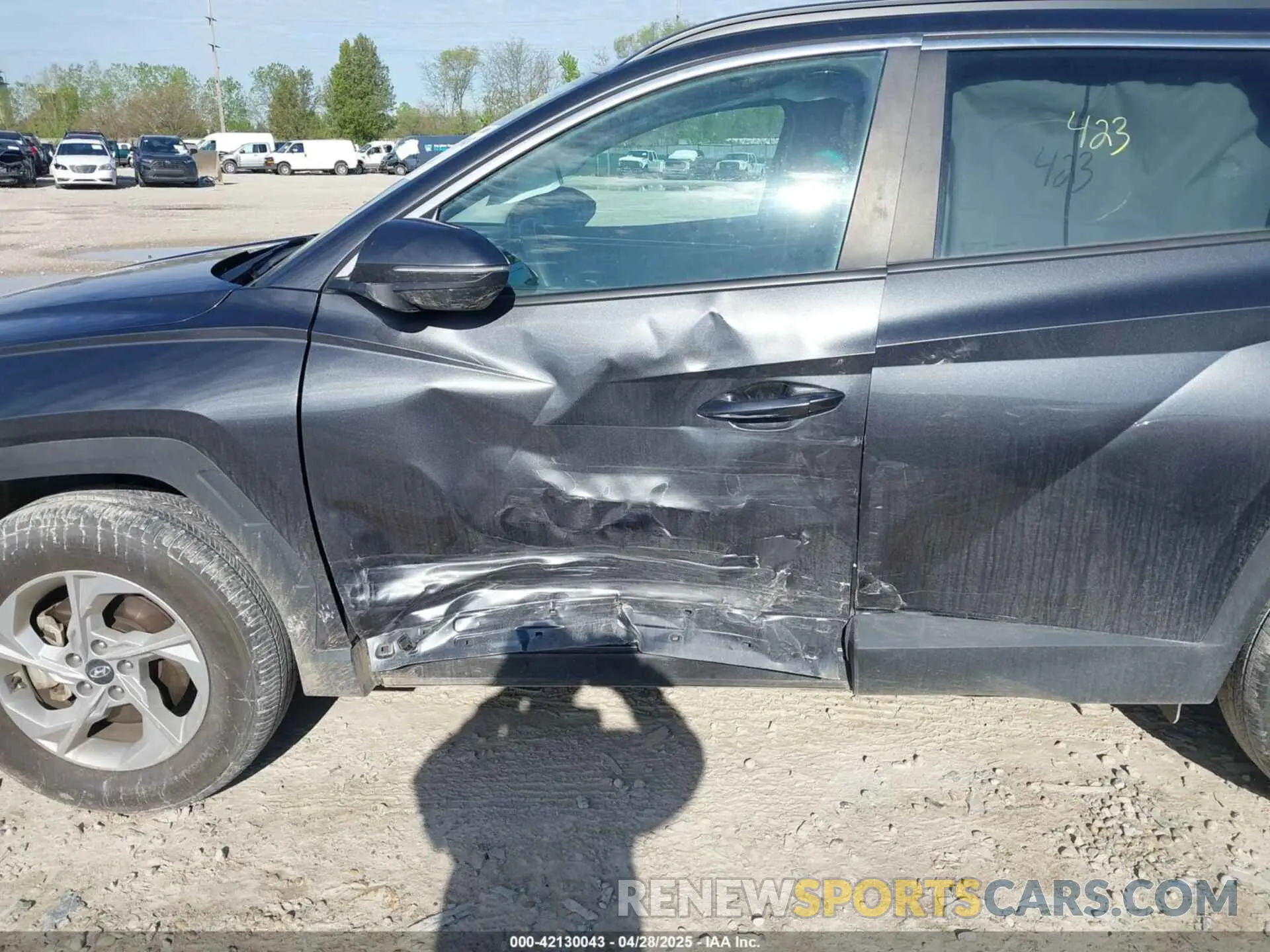 6 Photograph of a damaged car 5NMJBCAE6PH294007 HYUNDAI TUCSON 2023