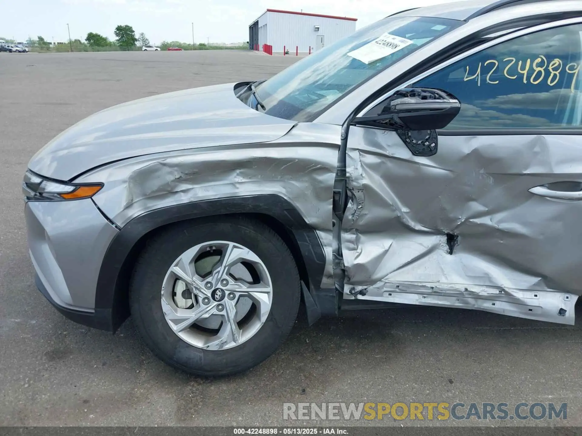 6 Photograph of a damaged car 5NMJBCAE7PH287437 HYUNDAI TUCSON 2023
