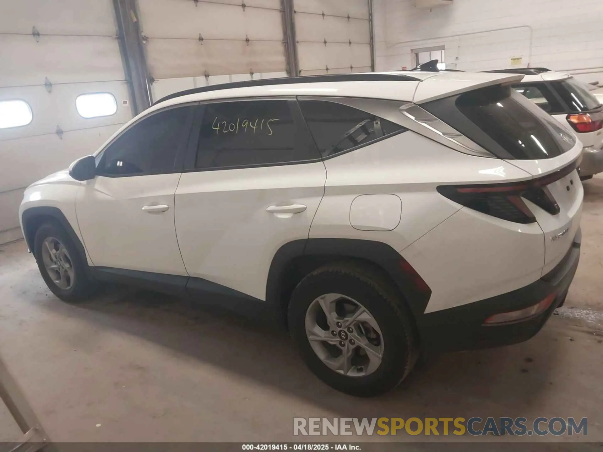 14 Фотография поврежденного автомобиля 5NMJBCAE9PH271742 HYUNDAI TUCSON 2023