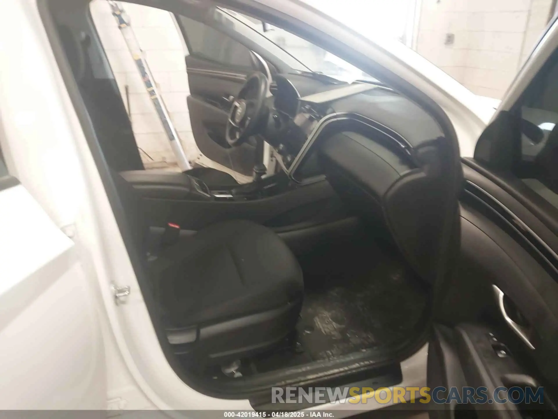 5 Фотография поврежденного автомобиля 5NMJBCAE9PH271742 HYUNDAI TUCSON 2023