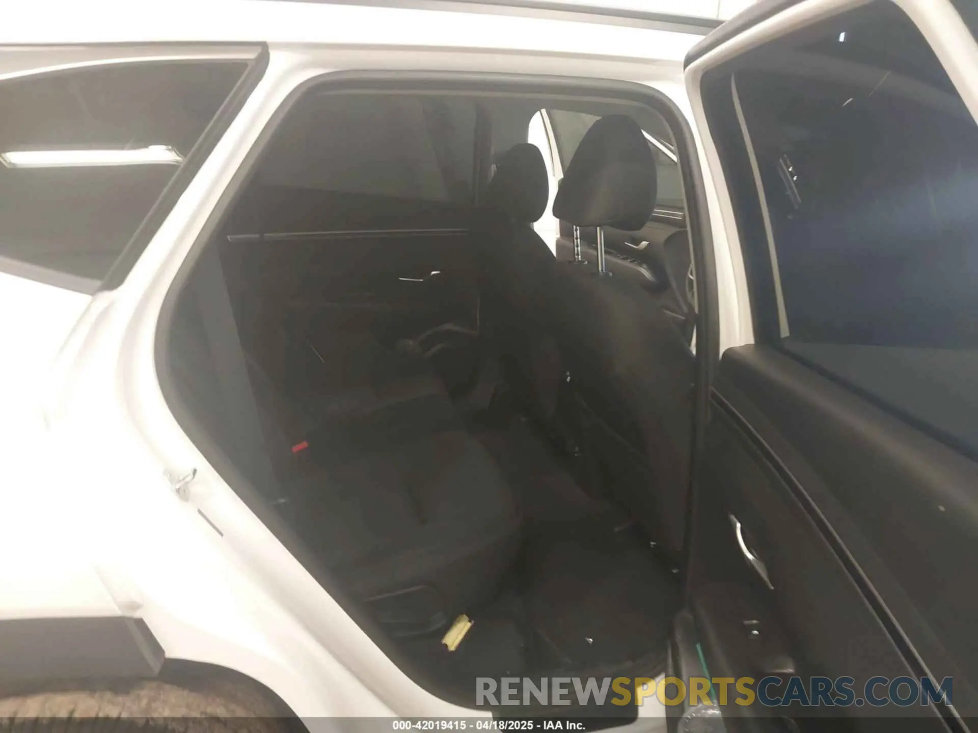 8 Фотография поврежденного автомобиля 5NMJBCAE9PH271742 HYUNDAI TUCSON 2023
