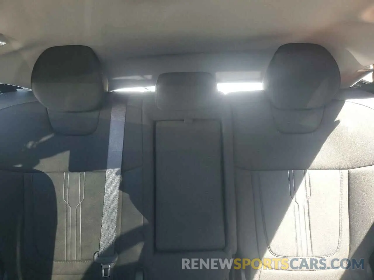 10 Photograph of a damaged car 5NMJBCAEXPH221710 HYUNDAI TUCSON 2023
