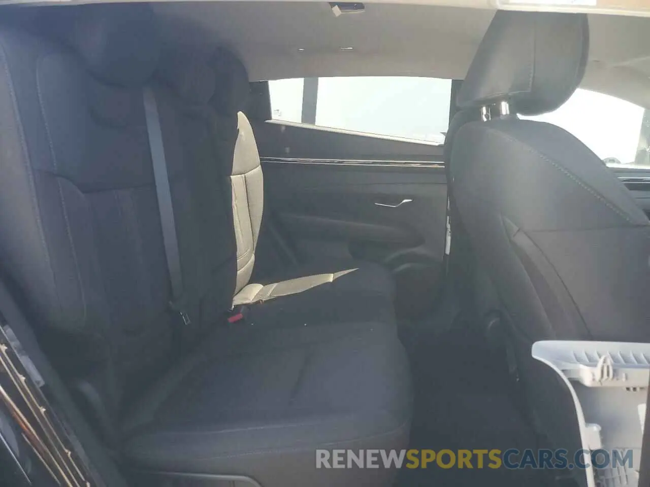 11 Photograph of a damaged car 5NMJBCAEXPH221710 HYUNDAI TUCSON 2023