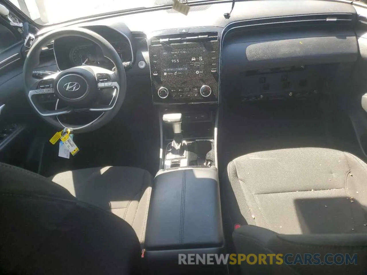 8 Photograph of a damaged car 5NMJBCAEXPH221710 HYUNDAI TUCSON 2023