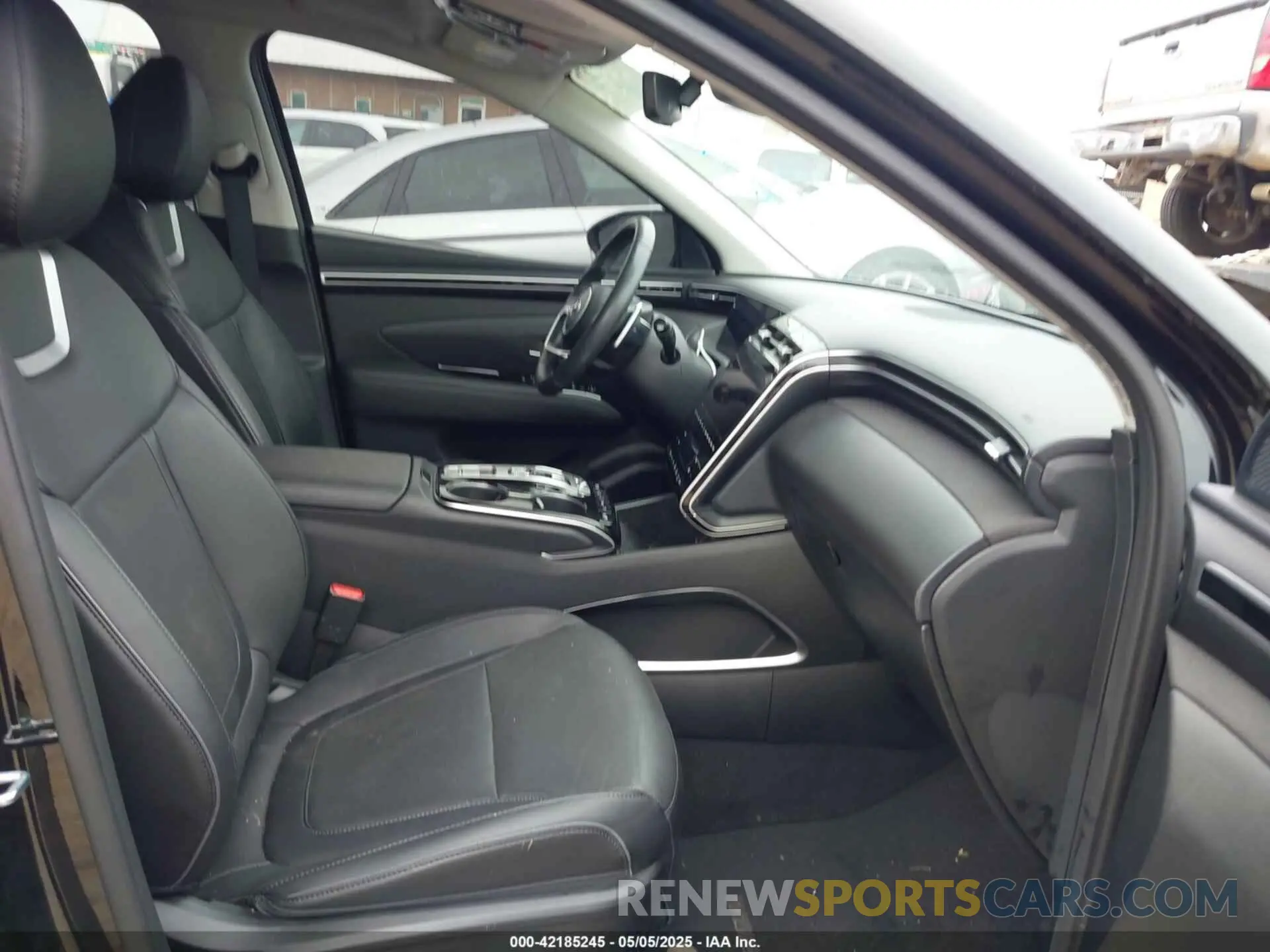 5 Photograph of a damaged car 5NMJE3AE1PH290700 HYUNDAI TUCSON 2023