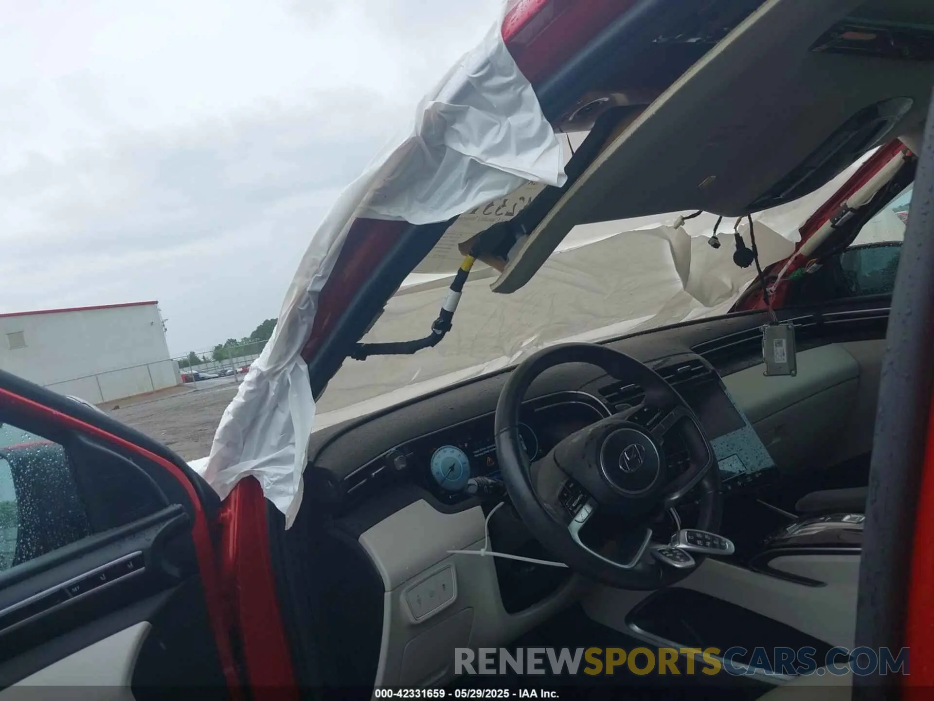 18 Photograph of a damaged car 5NMJE3AE2PH214340 HYUNDAI TUCSON 2023
