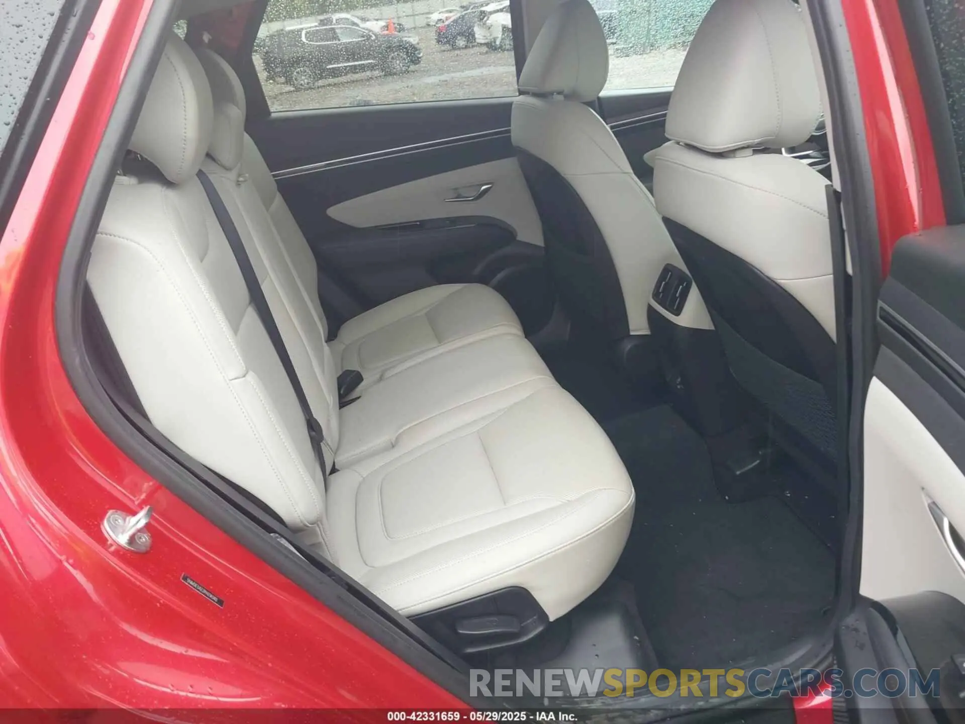 8 Photograph of a damaged car 5NMJE3AE2PH214340 HYUNDAI TUCSON 2023