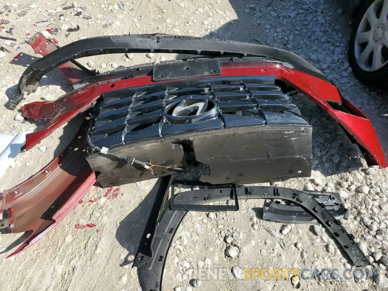 13 Photograph of a damaged car 5NMJE3AE3PH277303 HYUNDAI TUCSON 2023