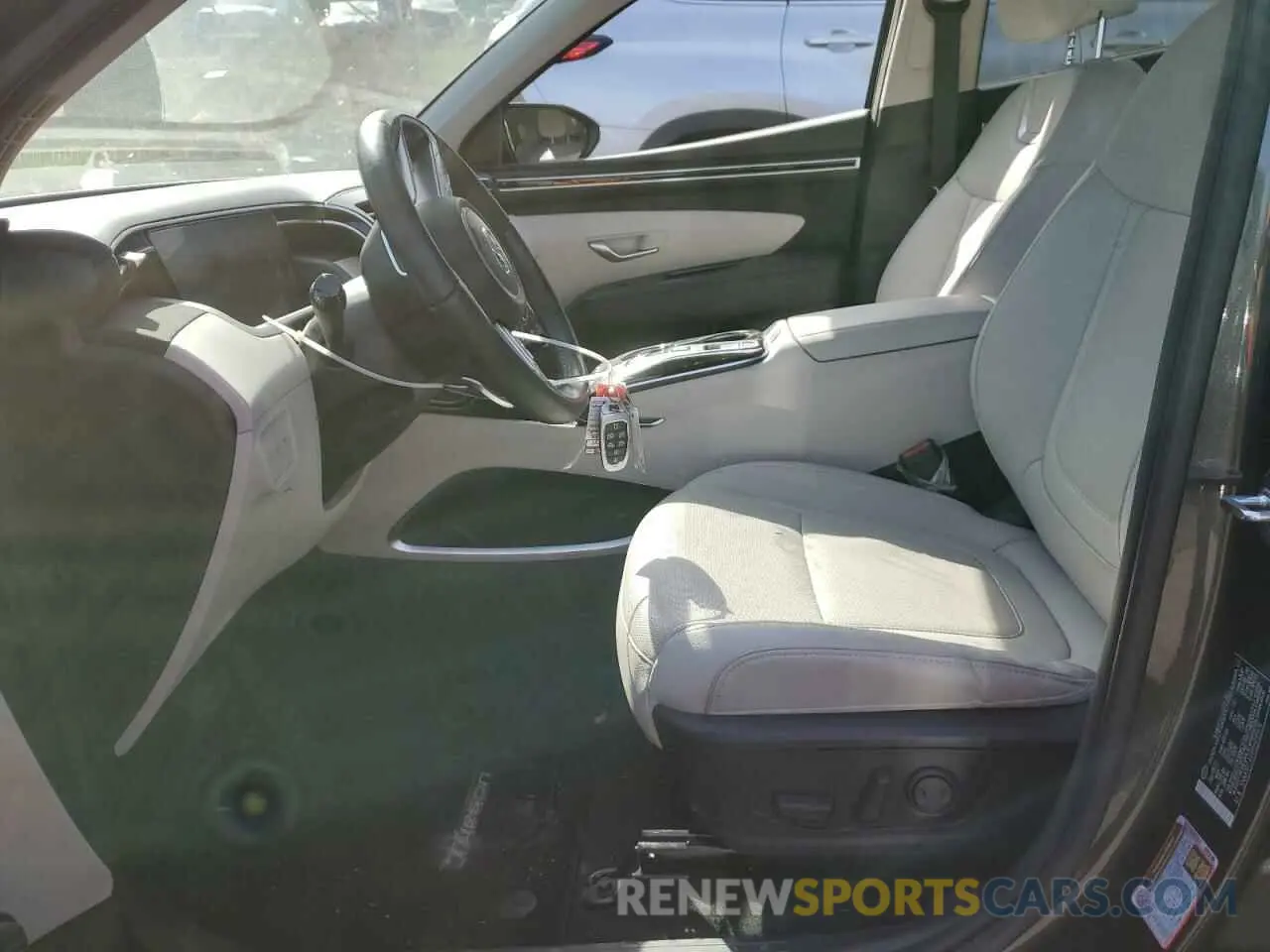 8 Photograph of a damaged car 5NMJECAE0PH210979 HYUNDAI TUCSON 2023