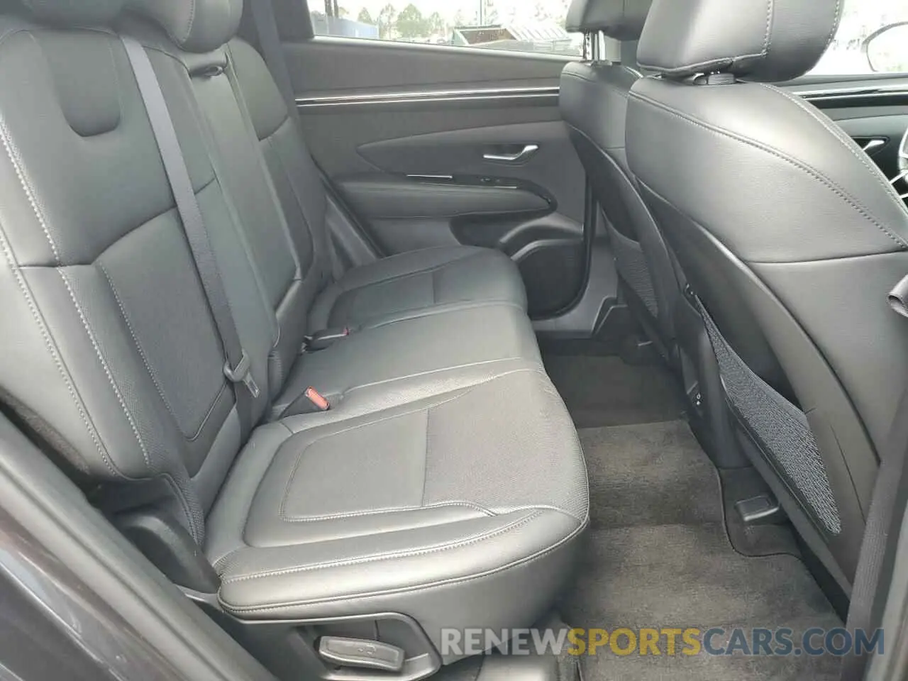 11 Photograph of a damaged car 5NMJECAE2PH228626 HYUNDAI TUCSON 2023