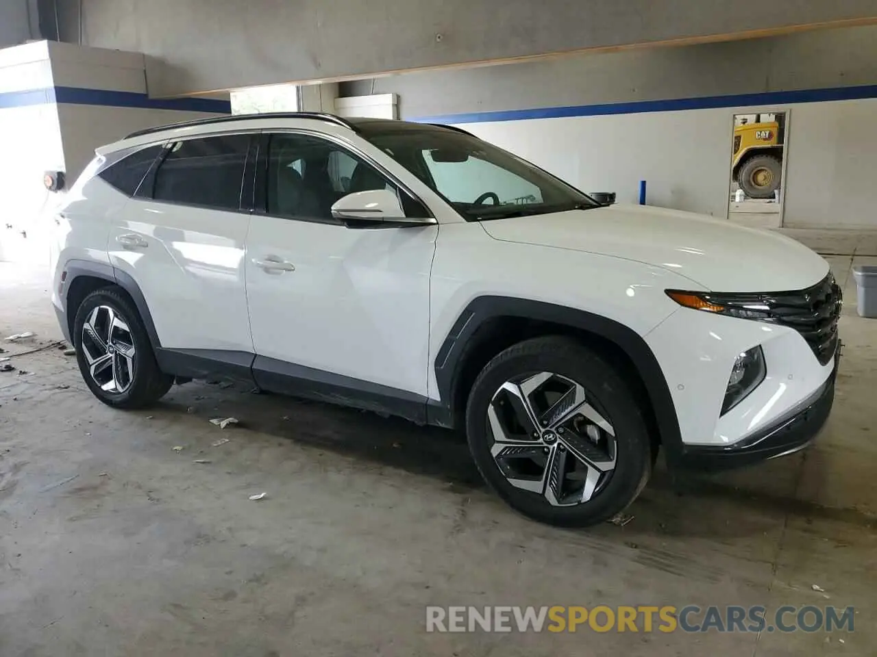 4 Photograph of a damaged car 5NMJECAE3PH211513 HYUNDAI TUCSON 2023