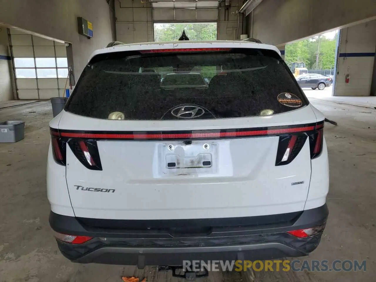 6 Photograph of a damaged car 5NMJECAE3PH211513 HYUNDAI TUCSON 2023