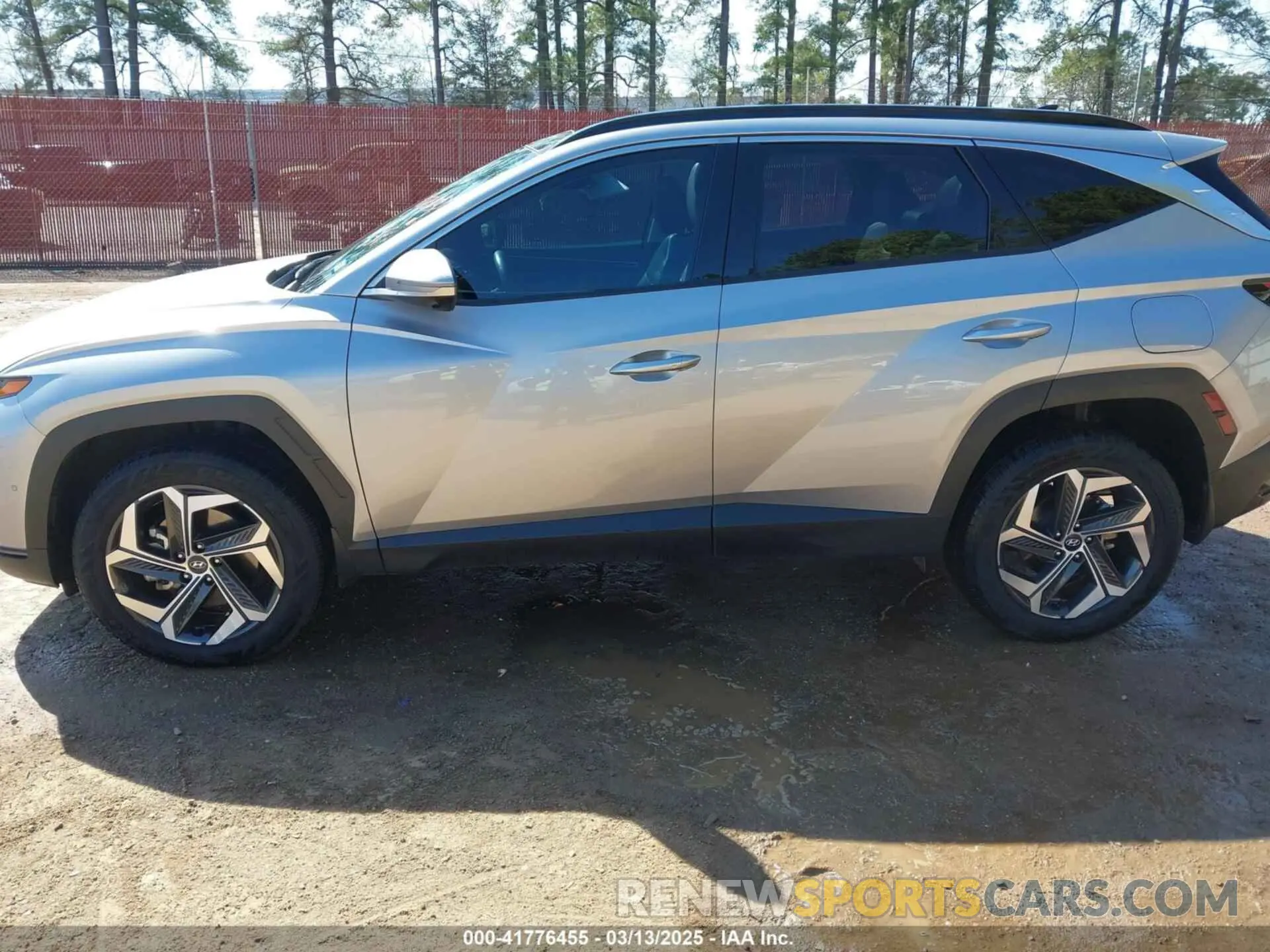 14 Photograph of a damaged car 5NMJECAE3PH269234 HYUNDAI TUCSON 2023
