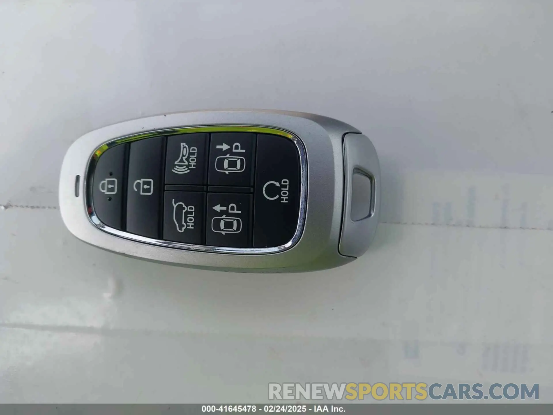 11 Photograph of a damaged car 5NMJECAE7PH213698 HYUNDAI TUCSON 2023