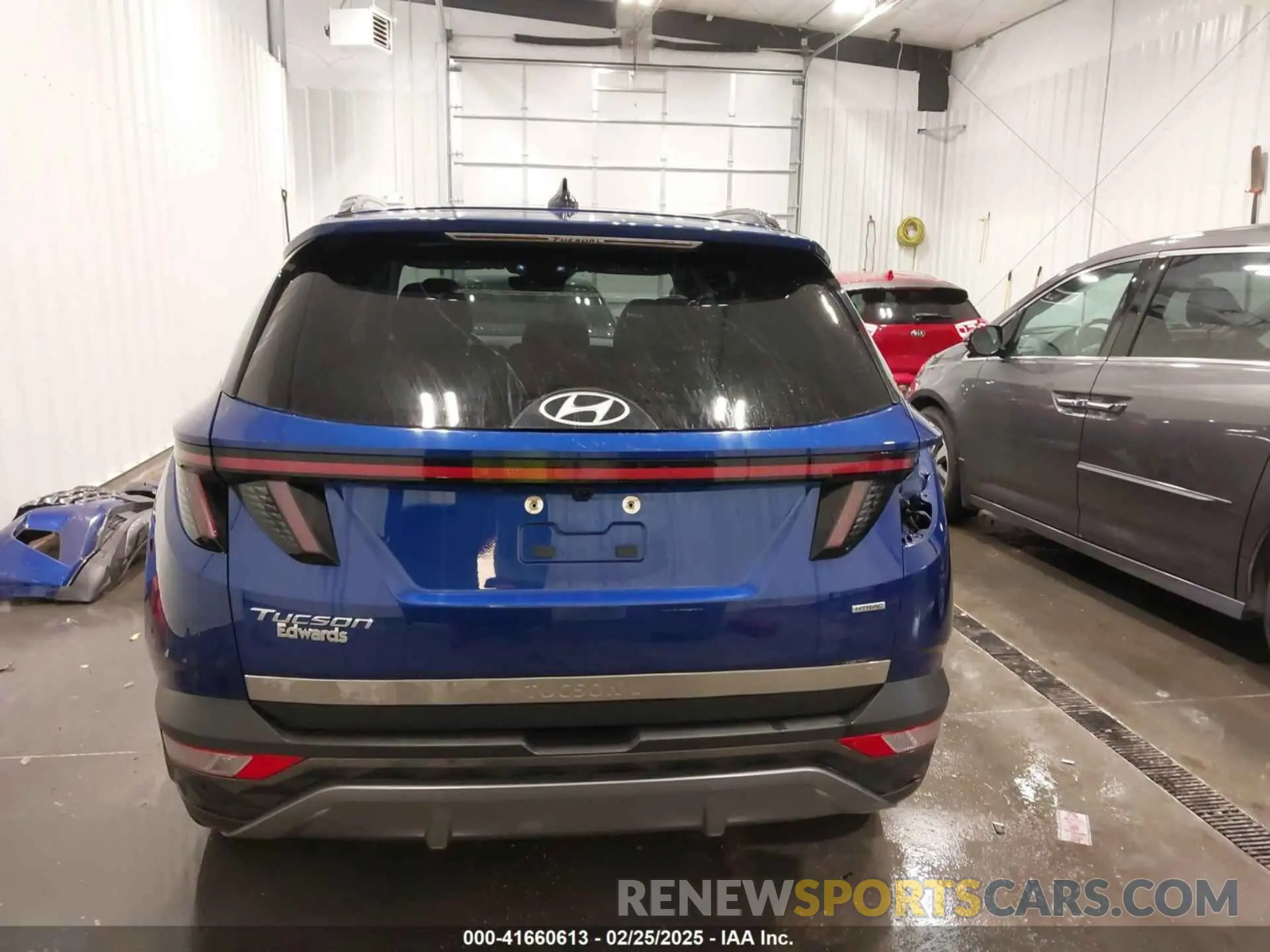 17 Фотография поврежденного автомобиля 5NMJECAE8PH177410 HYUNDAI TUCSON 2023