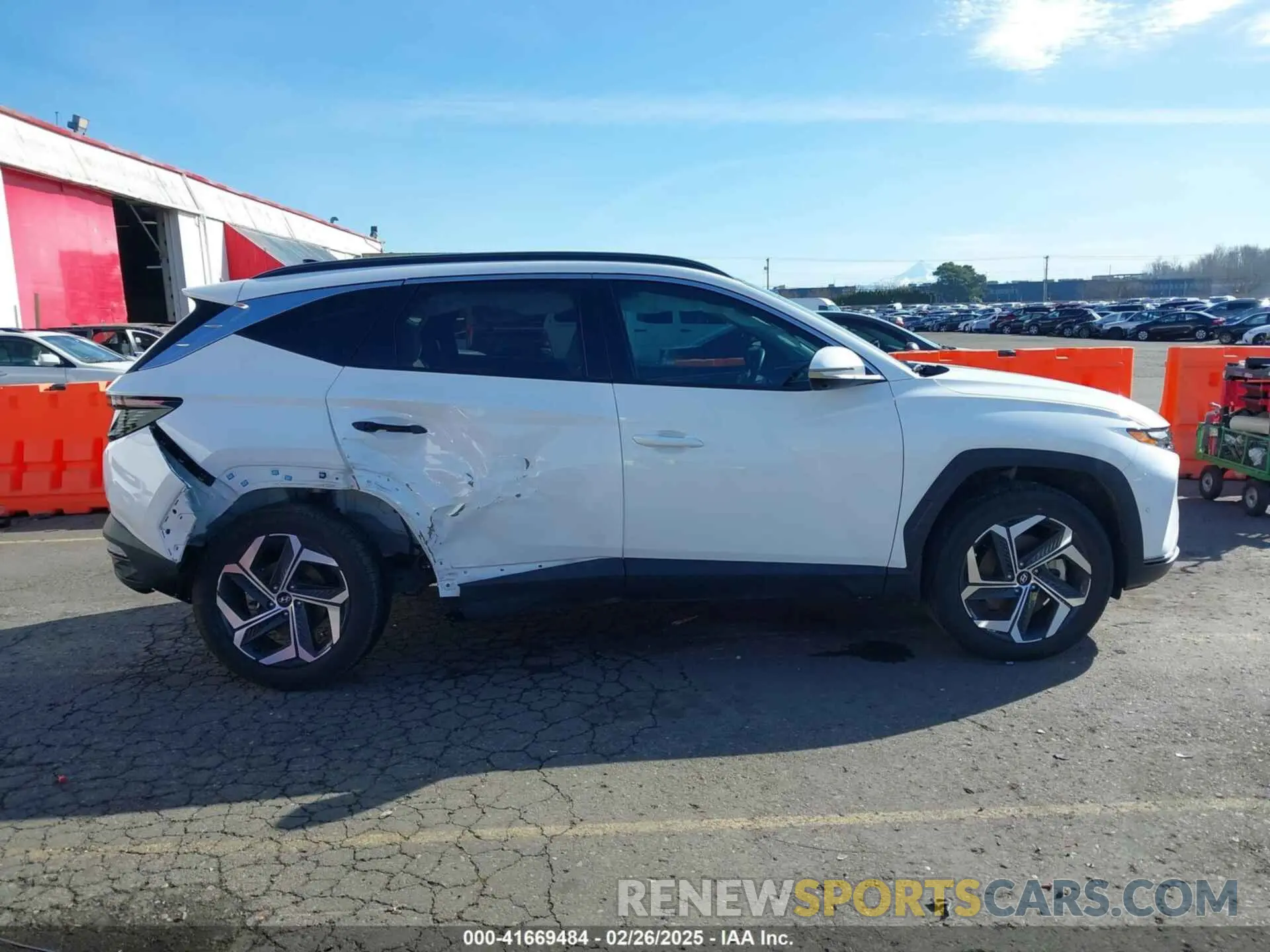 13 Фотография поврежденного автомобиля 5NMJECAE8PH267639 HYUNDAI TUCSON 2023