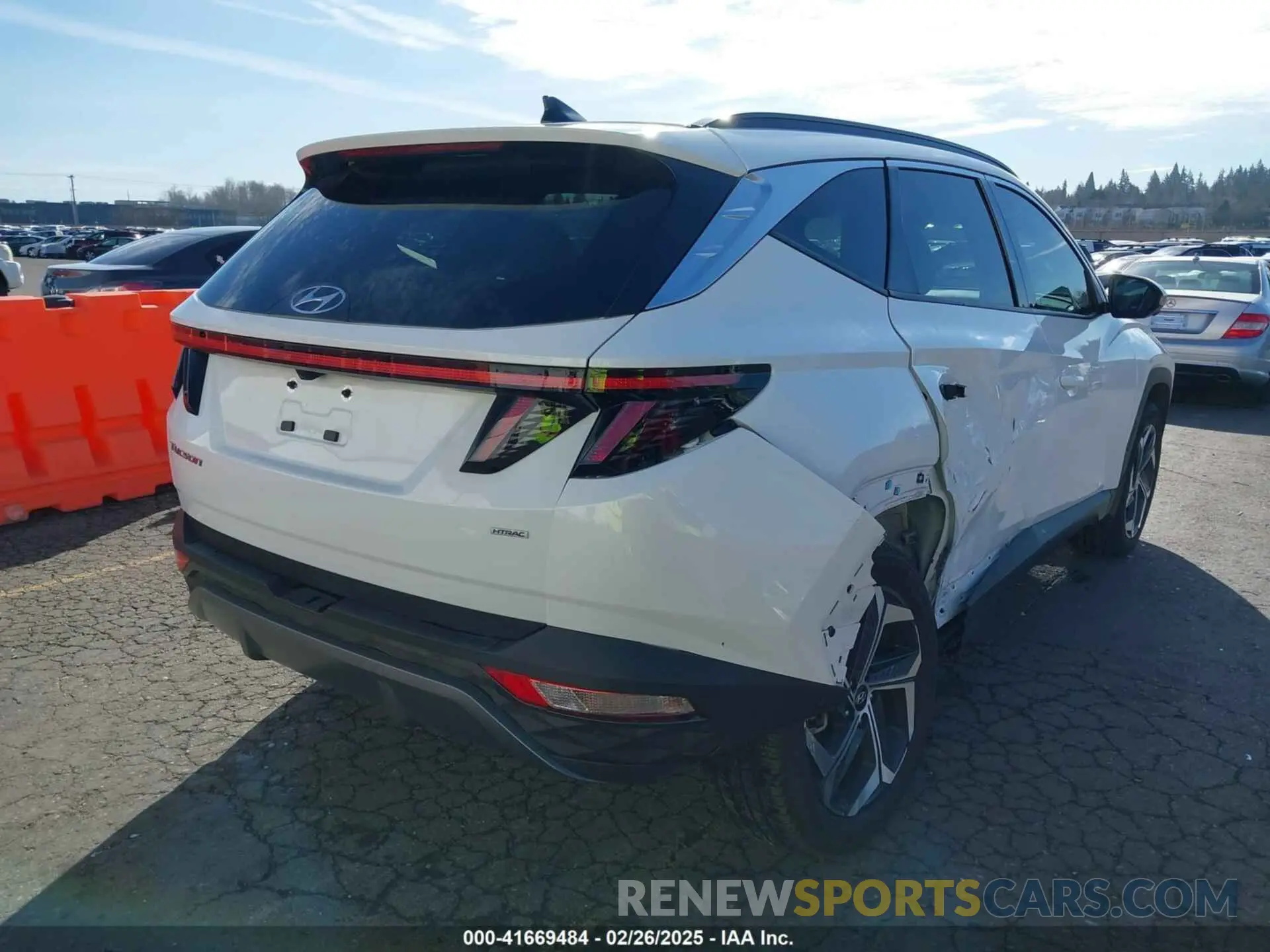 4 Фотография поврежденного автомобиля 5NMJECAE8PH267639 HYUNDAI TUCSON 2023