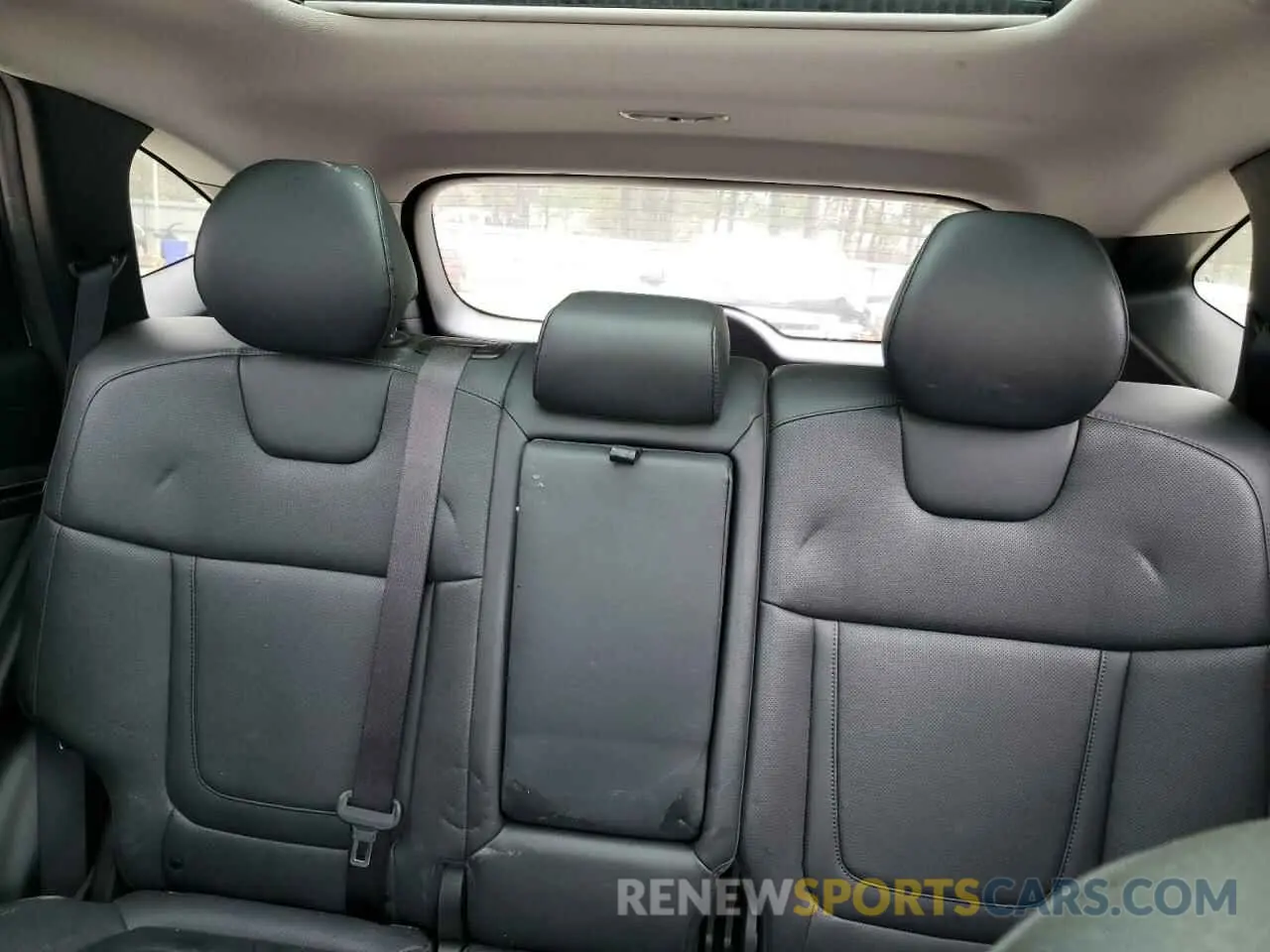 10 Photograph of a damaged car 5NMJECAE9PH219342 HYUNDAI TUCSON 2023