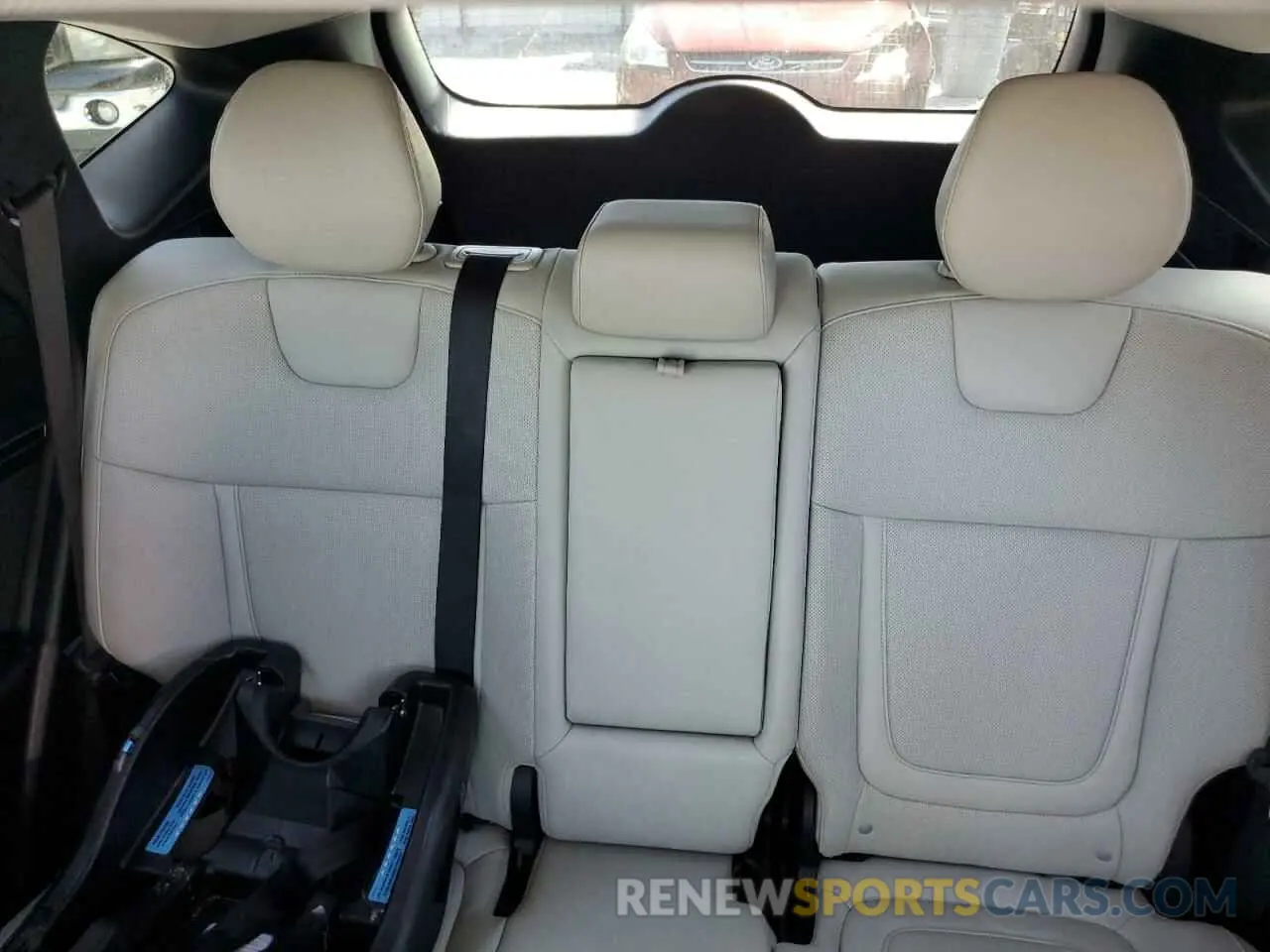 10 Фотография поврежденного автомобиля 5NMJF3AE1PH179352 HYUNDAI TUCSON 2023