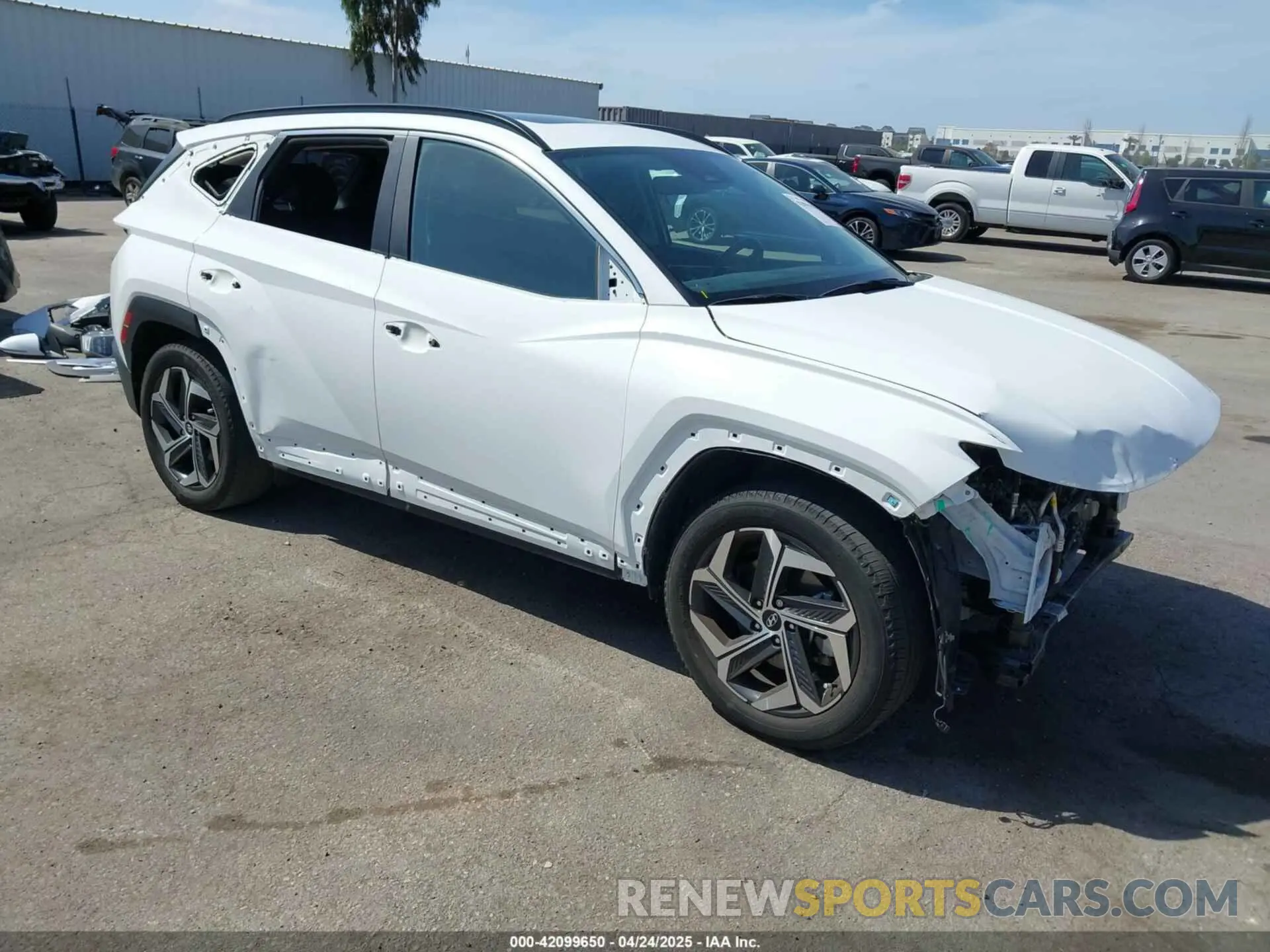 1 Photograph of a damaged car 5NMJF3AE1PH187998 HYUNDAI TUCSON 2023