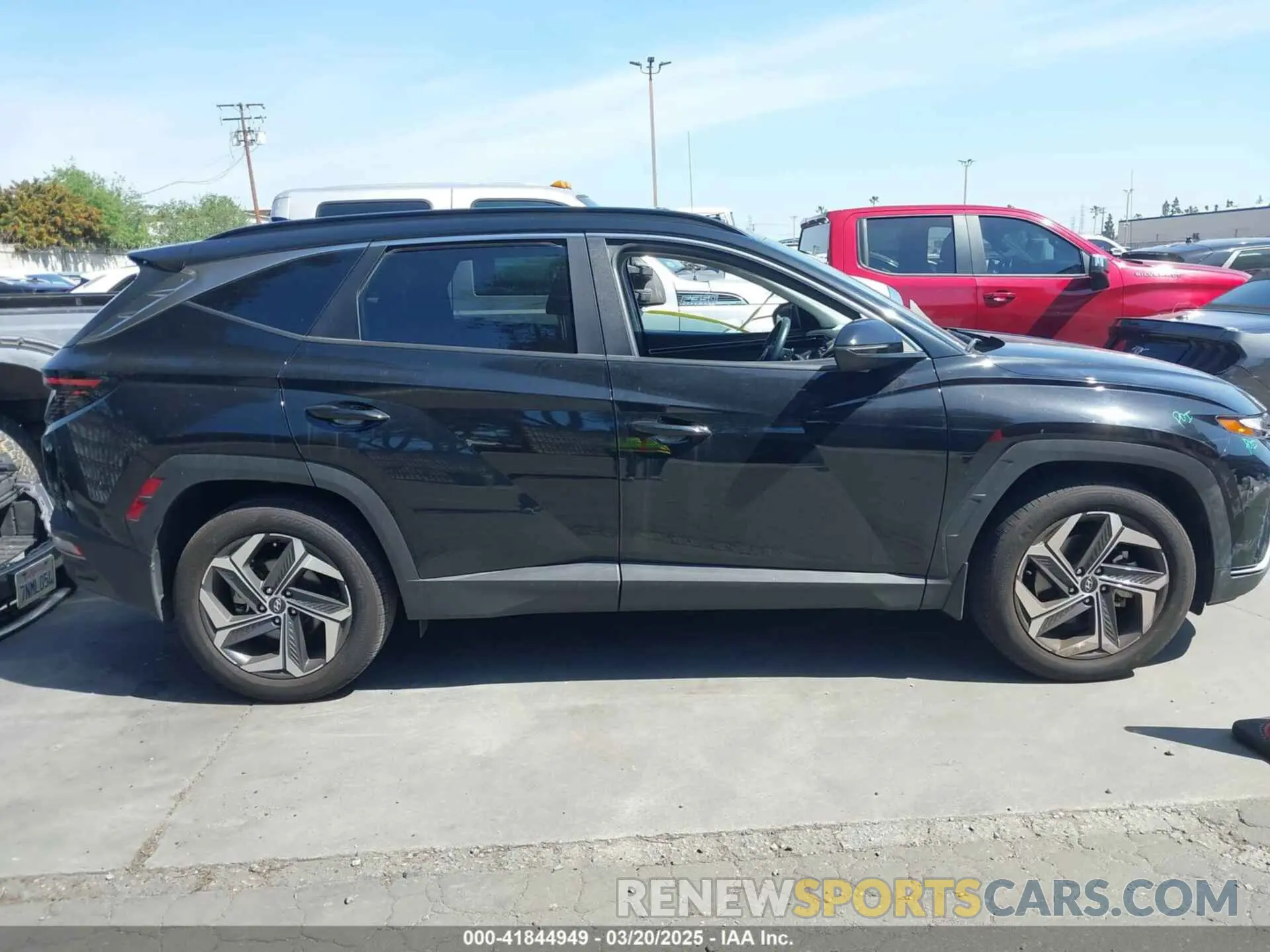 14 Photograph of a damaged car 5NMJF3AE4PH201621 HYUNDAI TUCSON 2023