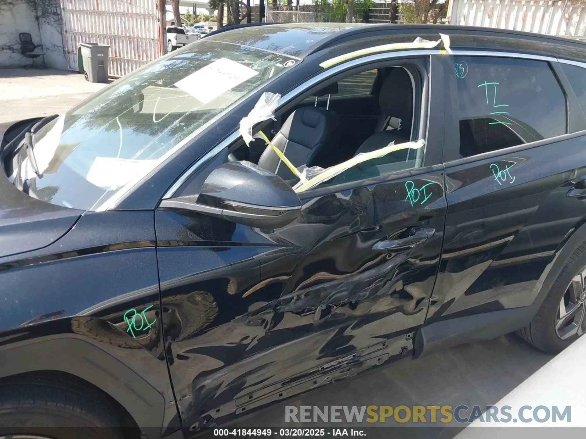 15 Photograph of a damaged car 5NMJF3AE4PH201621 HYUNDAI TUCSON 2023