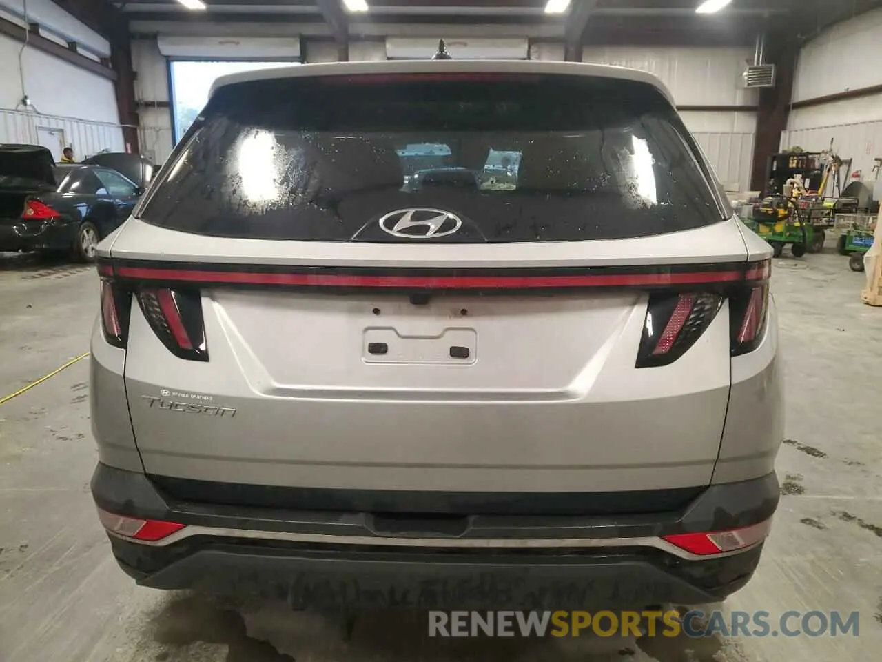 6 Photograph of a damaged car 5NMJF3AE4PH272897 HYUNDAI TUCSON 2023