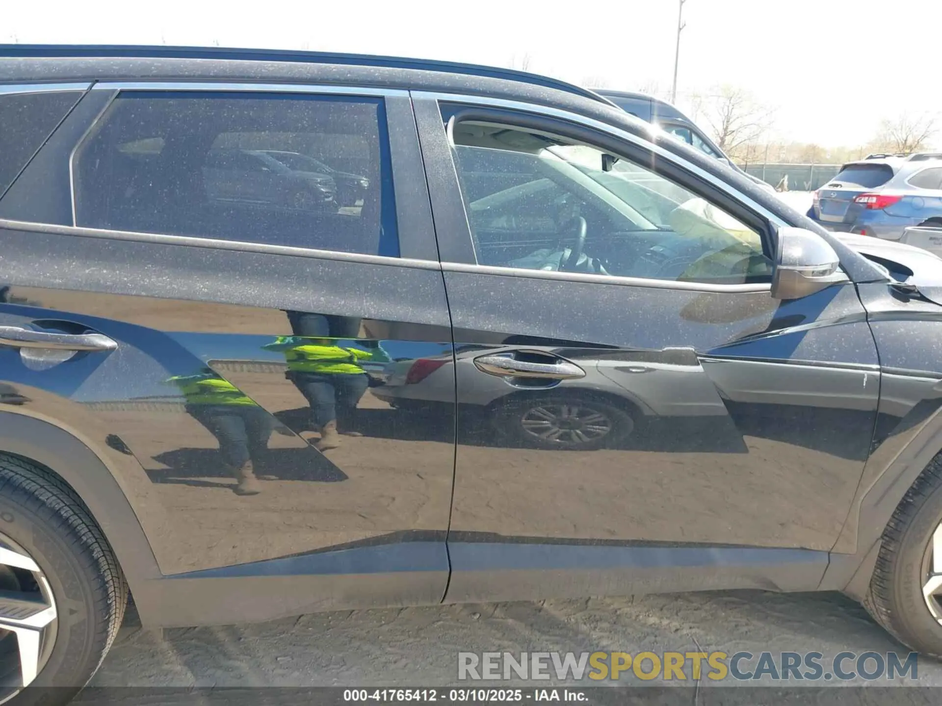 13 Photograph of a damaged car 5NMJF3AE5PH237043 HYUNDAI TUCSON 2023
