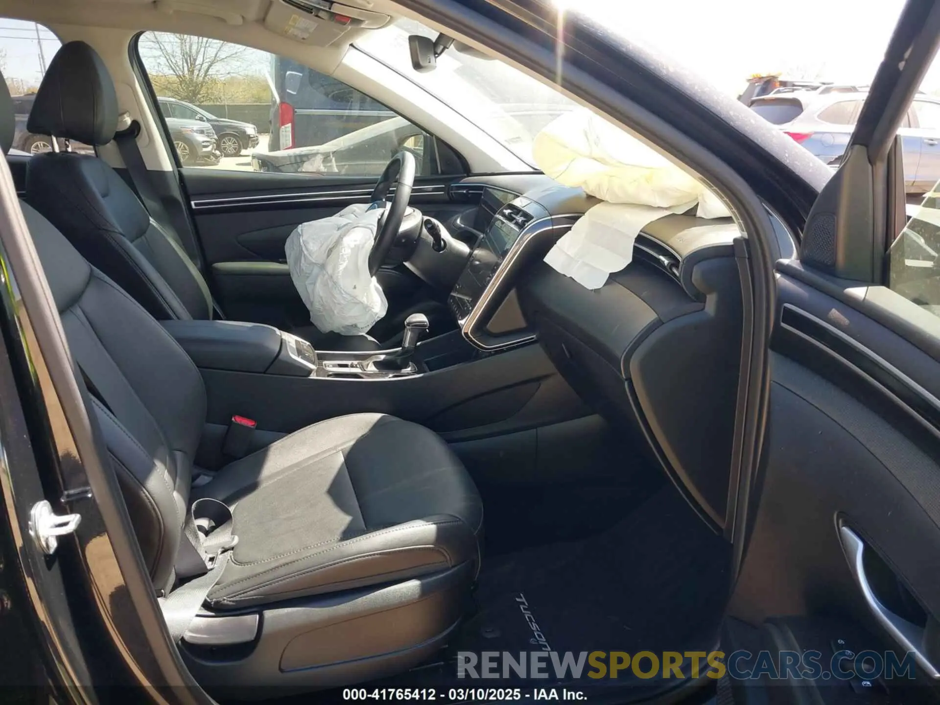 5 Photograph of a damaged car 5NMJF3AE5PH237043 HYUNDAI TUCSON 2023