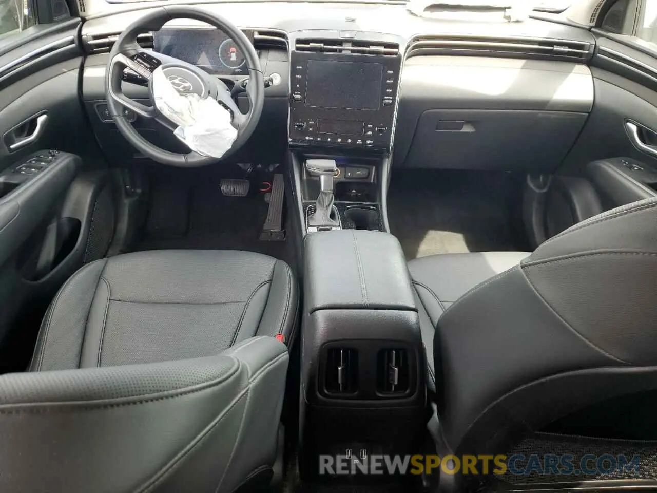 8 Photograph of a damaged car 5NMJF3AE5PH265585 HYUNDAI TUCSON 2023