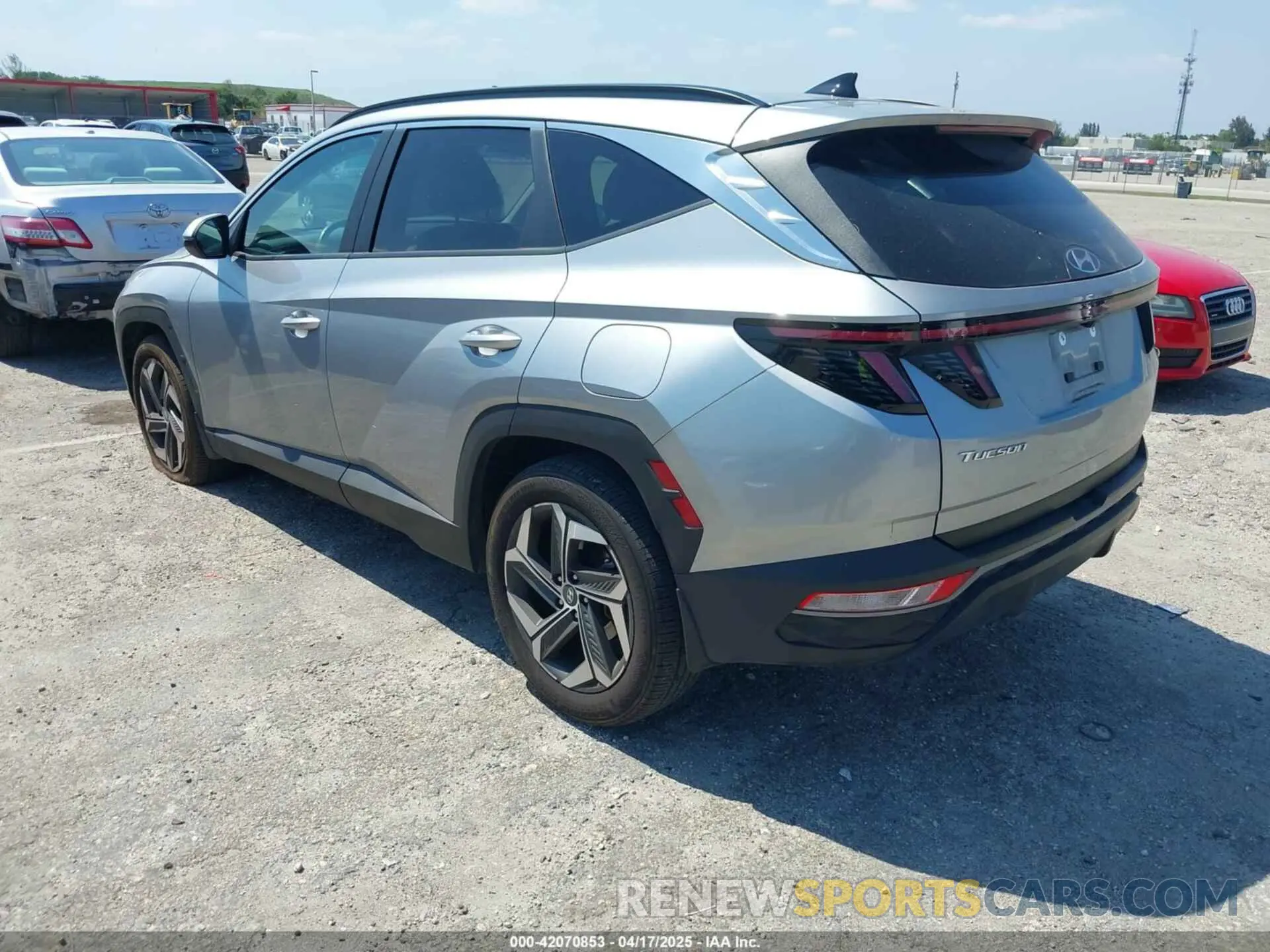 3 Фотография поврежденного автомобиля 5NMJF3AE6PH292391 HYUNDAI TUCSON 2023