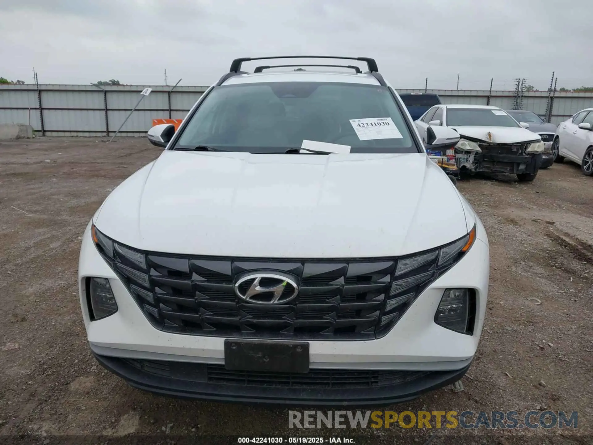 12 Photograph of a damaged car 5NMJFCAE0PH197194 HYUNDAI TUCSON 2023