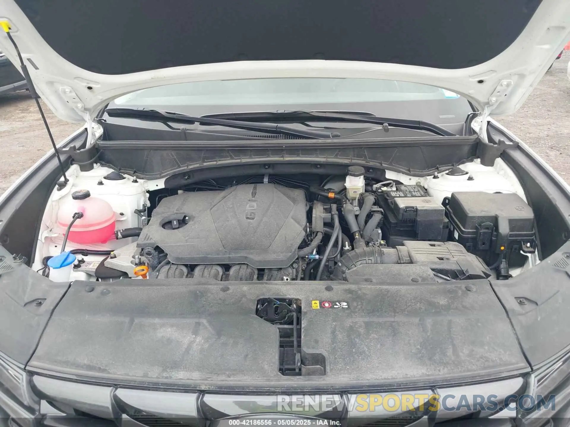 10 Photograph of a damaged car 5NMJFCAE1PH279063 HYUNDAI TUCSON 2023