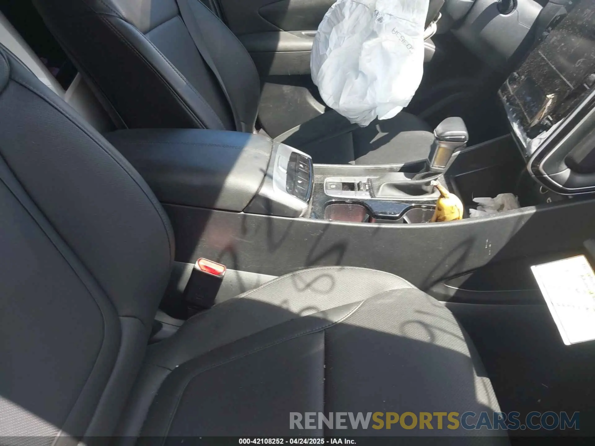 5 Photograph of a damaged car 5NMJFCAE1PH291889 HYUNDAI TUCSON 2023