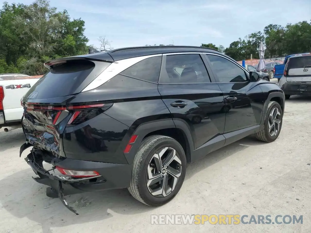 3 Фотография поврежденного автомобиля 5NMJFCAE2PH181918 HYUNDAI TUCSON 2023