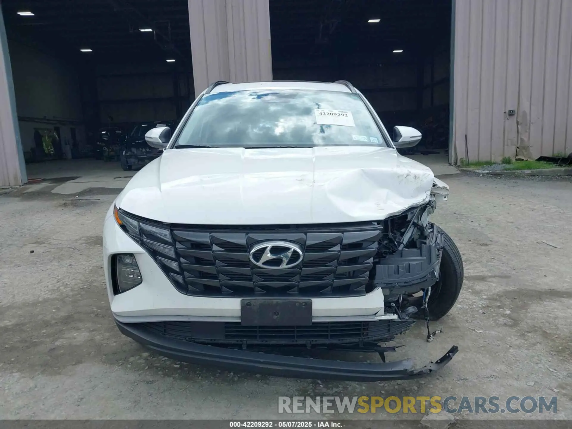 12 Photograph of a damaged car 5NMJFCAE2PH280903 HYUNDAI TUCSON 2023
