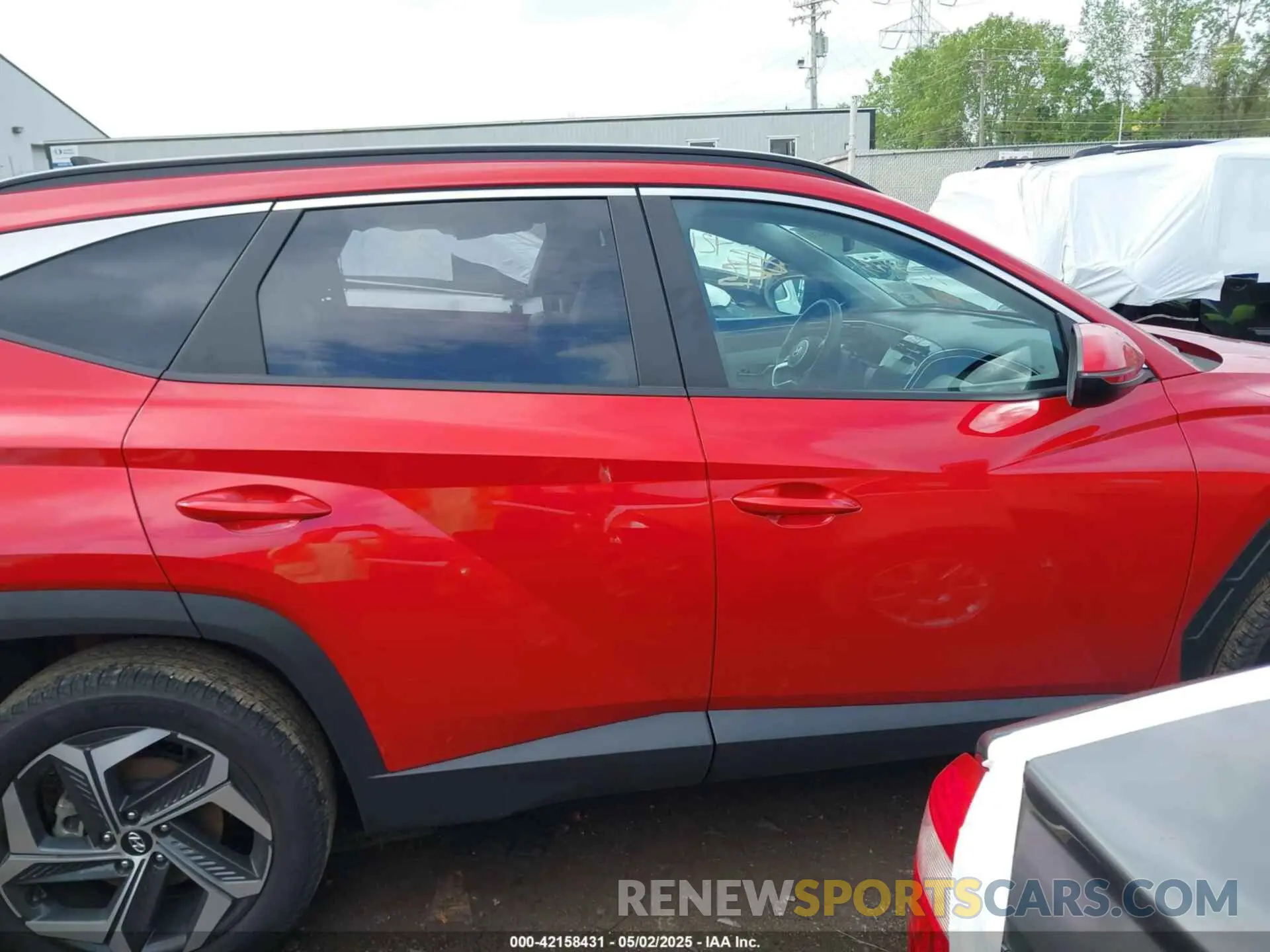 14 Photograph of a damaged car 5NMJFCAE3PH220967 HYUNDAI TUCSON 2023